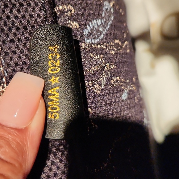 Black and Cream Patterned Tote ( GWP) - Picture 6 of 8